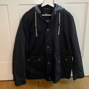 GAP rain coat with detachable hood! ♻️🪩